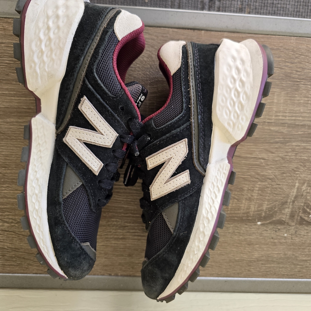 New Balance Women's Black and Cream Sneakers